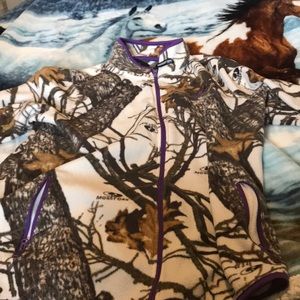 Mossy oak jacket with purple trim